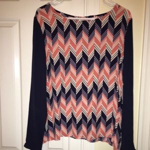 Long sleeve chevron top